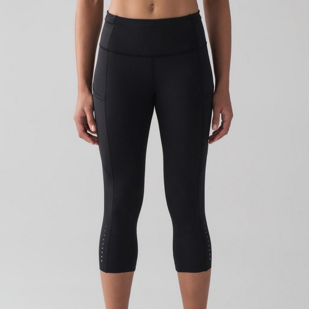 Lululemon 12 Fast and Free High-Rise Crop 19" leggings - Black Reflective